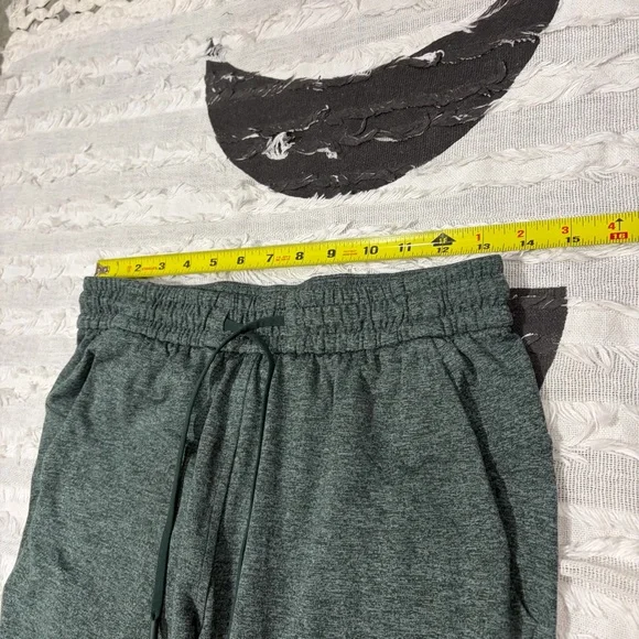 Green Lululemon Soft Jersey Jogger Pants Sz 6 Casual Comfy Outdoor Gym Preppy - Picture 7 of 11